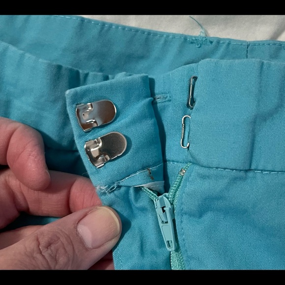 Women’s plus size shorts - Picture 4 of 4